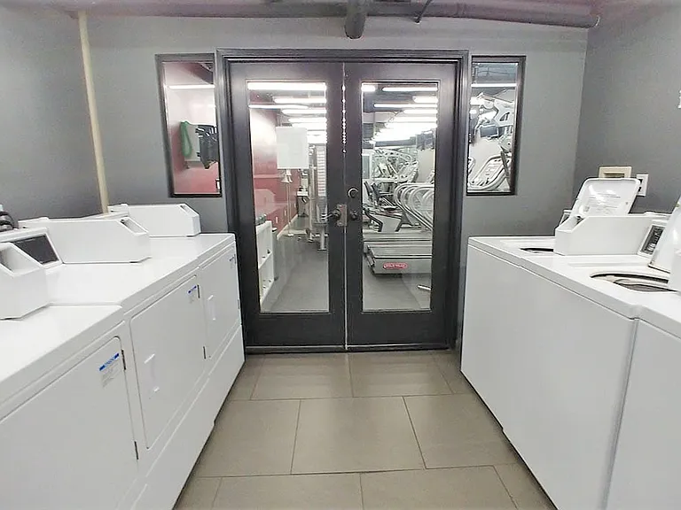 Villa De Adel Apts — Photo 12