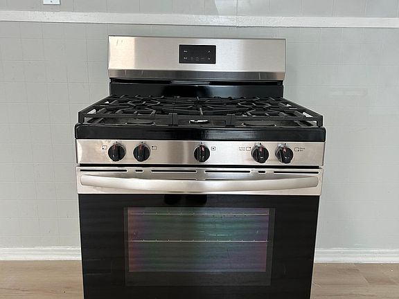 Brand new stainless steel gas stove