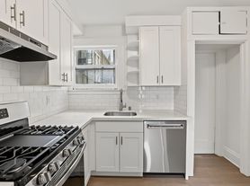 1733 McAllister St, San Francisco, CA