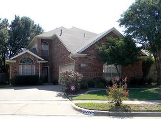 2240 Tiffany Glenn Ct, Bedford, TX 76021