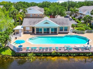 186 Pebble Shores Dr APT 204, Naples, FL 34110