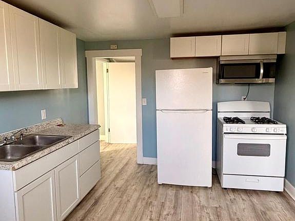 3rd image of 2011 Madison STREET