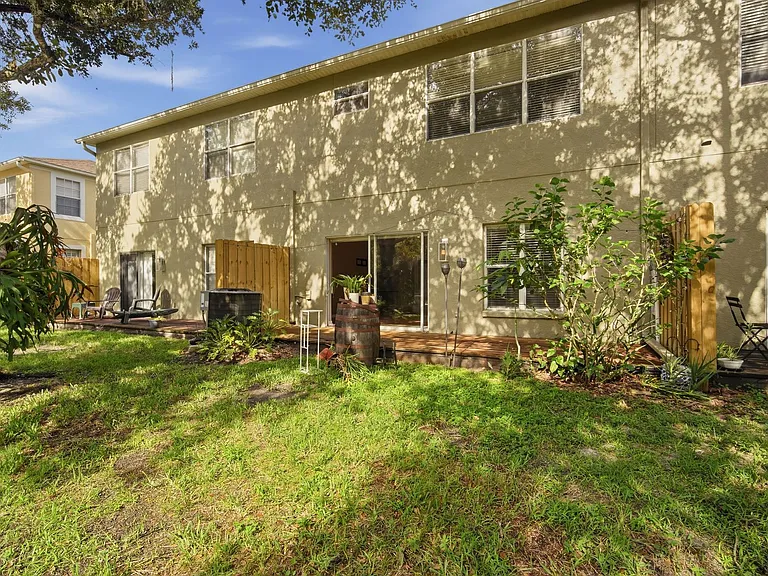 11019 Blaine Top Pl — Photo 20