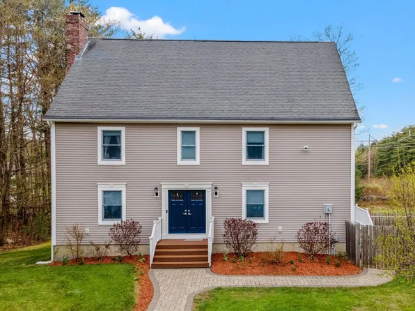 275 Lucas Rd, Manchester, NH 03109