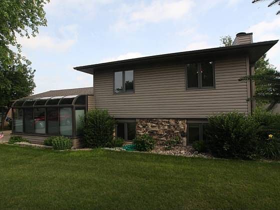 1st image of 412 27th St