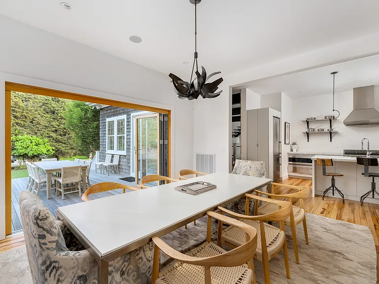 21 Mecox Ln — Photo 10