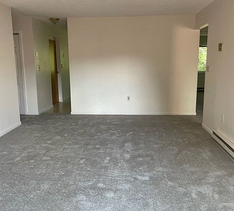 4th image of 20-40 Amici Way #7
