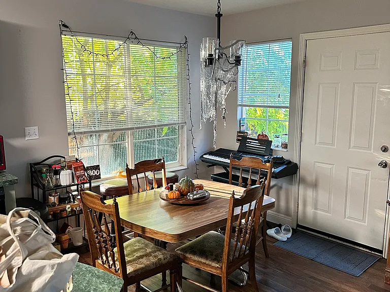 166 Freedom Ln — Photo 8