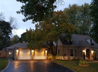 6 E Clarendon St, Prospect Heights, IL