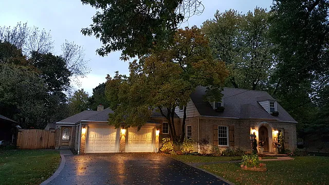 6 E Clarendon St photo 1