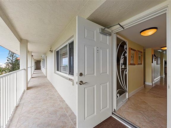 3rd image of 25901 Hickory Blvd APT 603