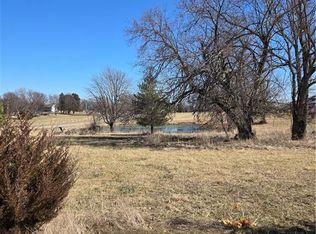 1029 NE Brookfield Dr, Lees Summit, MO 64086