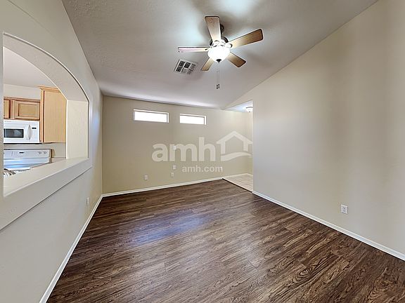 3rd image of 12430 W Sweetwater Ave