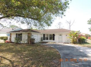 117 Robert Ave, Lehigh Acres, FL 33936