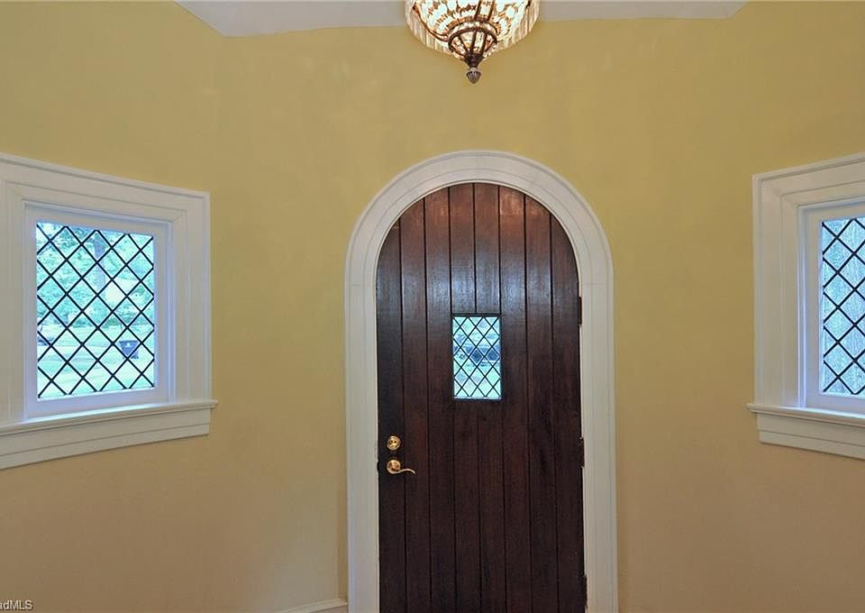 2208 Buena Vista Rd, Winston Salem, NC 27104 Zillow