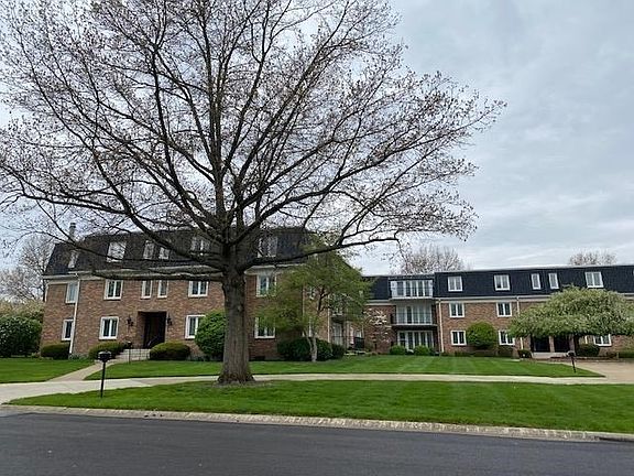 3rd image of 4501 N Wheeling Ave #2-301-2