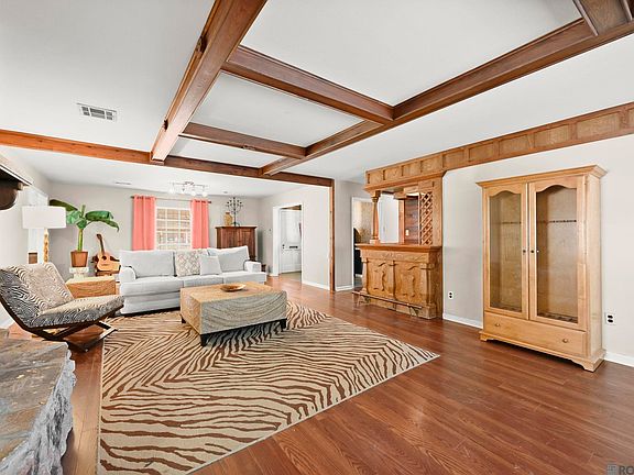 5th image of 886 Hedgewood Dr