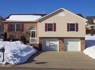 114 Joseph Vito Dr, Jeannette, PA