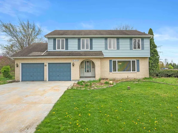 21752 Forest Ct, Mokena, IL 60448