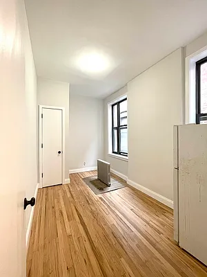 Rented by (Legacy) NY Quality Living Uptown | media 6