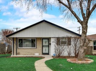 9314 W Silver Spring Dr, Milwaukee, WI 53225