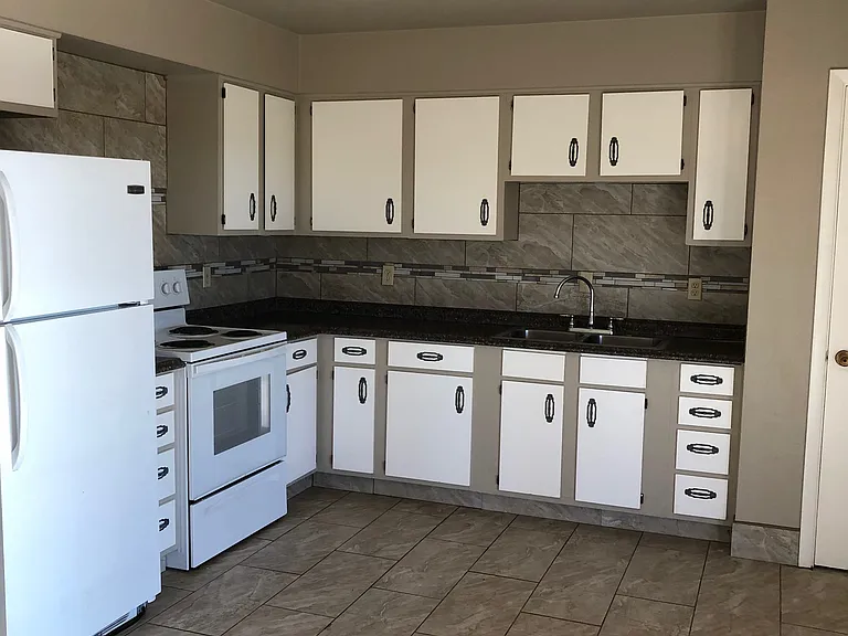 12 Valley View Ave — Photo 5