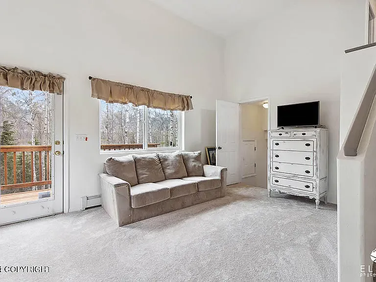19546 S Mitkof Loop — Photo 12