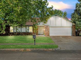 3104 E Nashville St, Broken Arrow, OK 74014