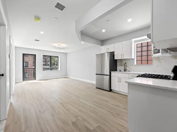 132-25 41st Avenue image 4 of 12