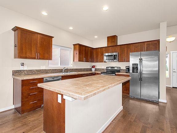 5th image of 6318 Udall Ave SE