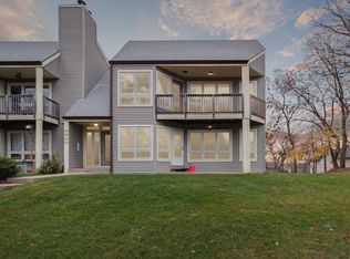 103 Ski Ct, Madison, WI 53713
