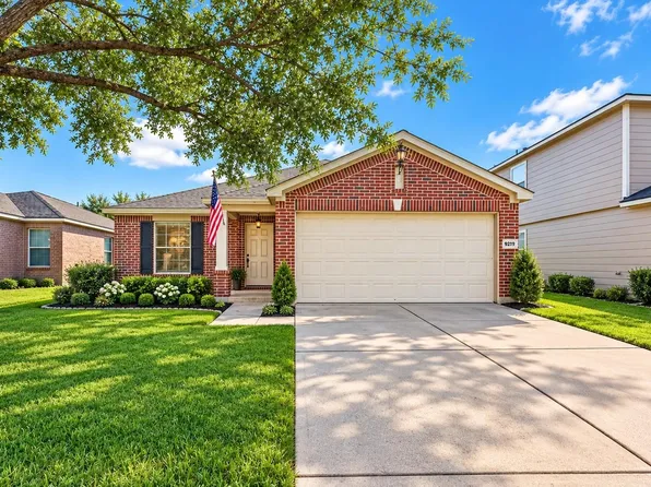 9219 Summer Valley Ln, Richmond, TX 77407