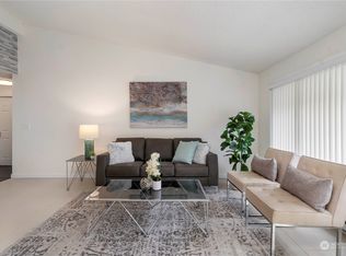 15206 NE 8th St APT E7, Bellevue, WA 98007