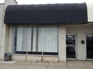 20913 Kelly Rd, Eastpointe, MI 48021