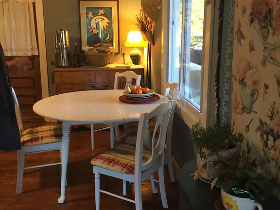 Eat-in, could Bret kitchen