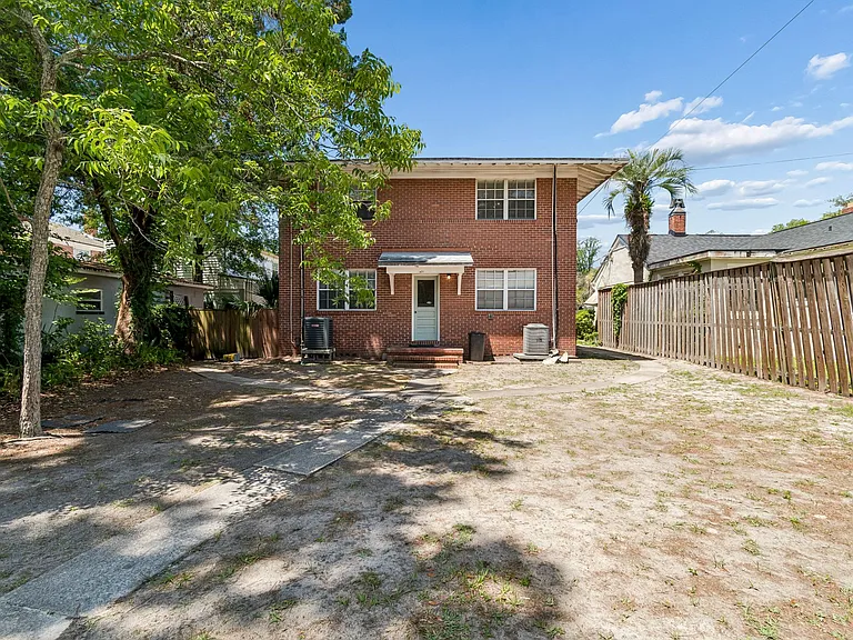 1731 Flagler Ave — Photo 14