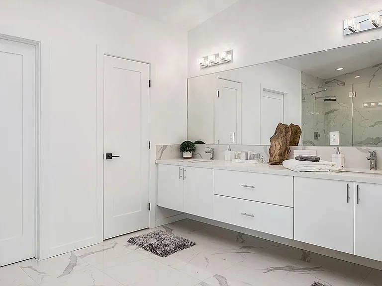 3002 Foothill Blvd — Photo 26