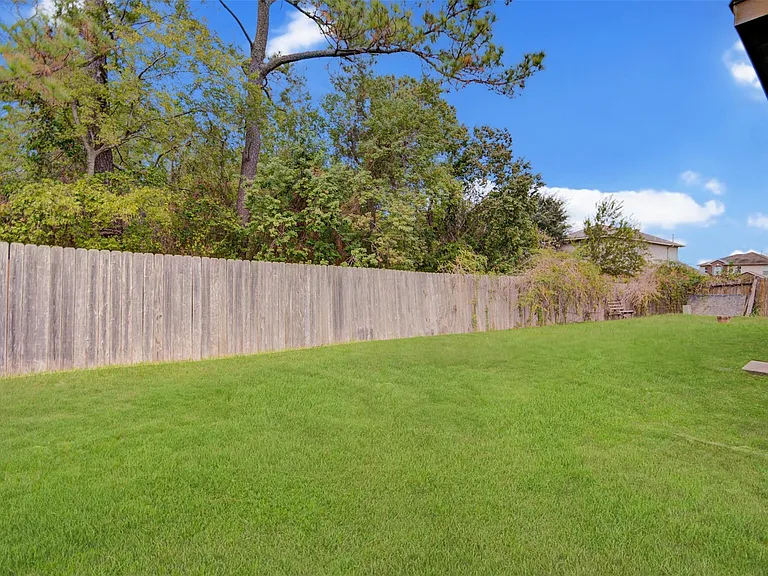 6026 Burnet Bend Ave — Photo 27