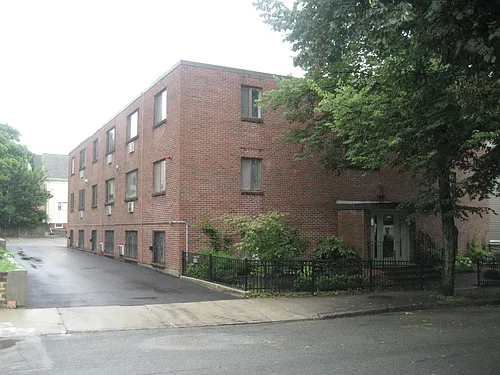 25 Linden Ave #15 Photo 1