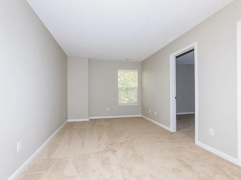 4521 Hyperion Ct — Photo 11