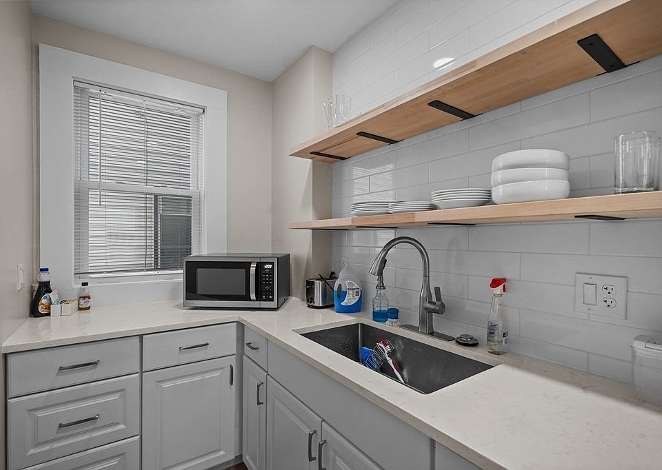 60 Harwood St, Lynn, MA 01902 Zillow