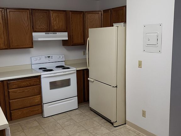 5th image of 4744 Glasgow Dr