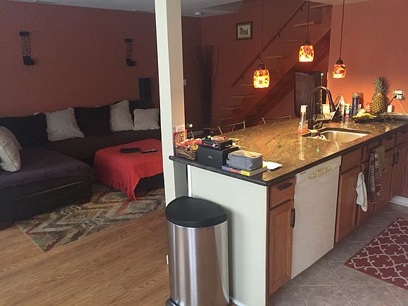 2nd image of 1242 Cove Dr #221-C