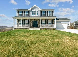 115 Fieldcrest Dr, Burgettstown, PA