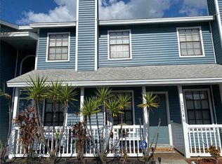 12546 Castle Hill Dr, Tampa, FL 33624