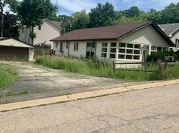 26158 W Reed St, Ingleside, IL 60041