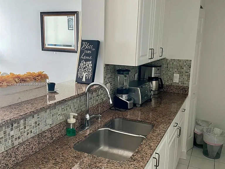 1155 Brickell Bay Dr #1805 — Photo 11