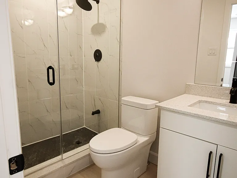 269 Madison Ave S #7 — Photo 12