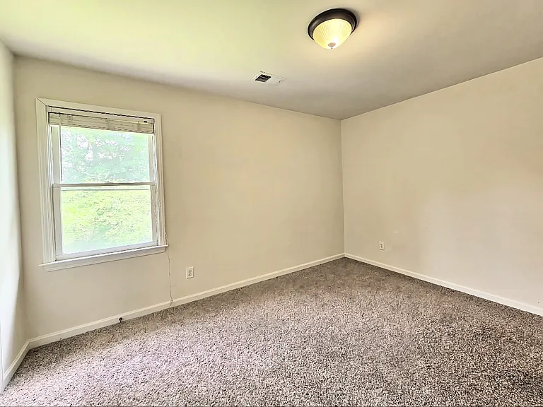 3485 Maple Terrace Dr — Photo 28