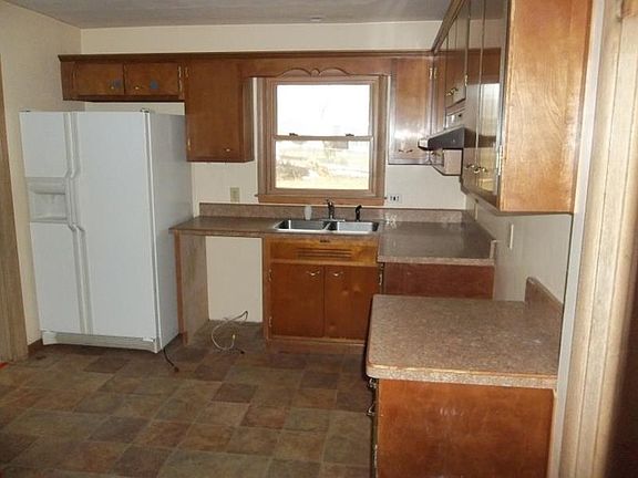 5th image of 1003 Starview Dr
